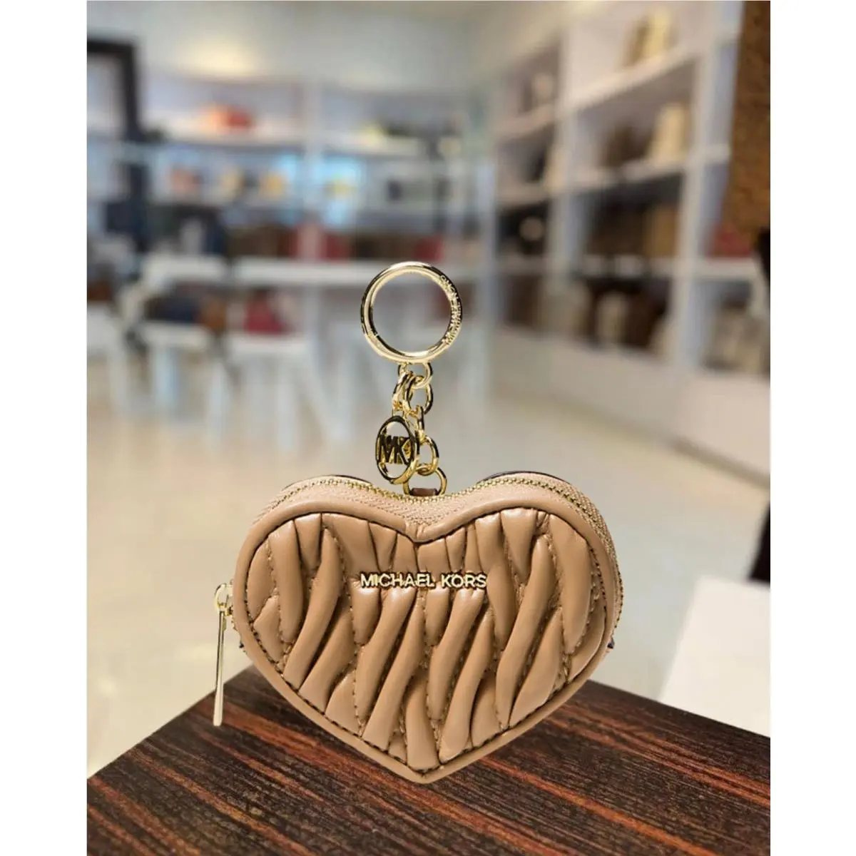 Michael Kors Jet Set Travel Women PU Blend Matelassé Heart Coin Zip Pouch Camel