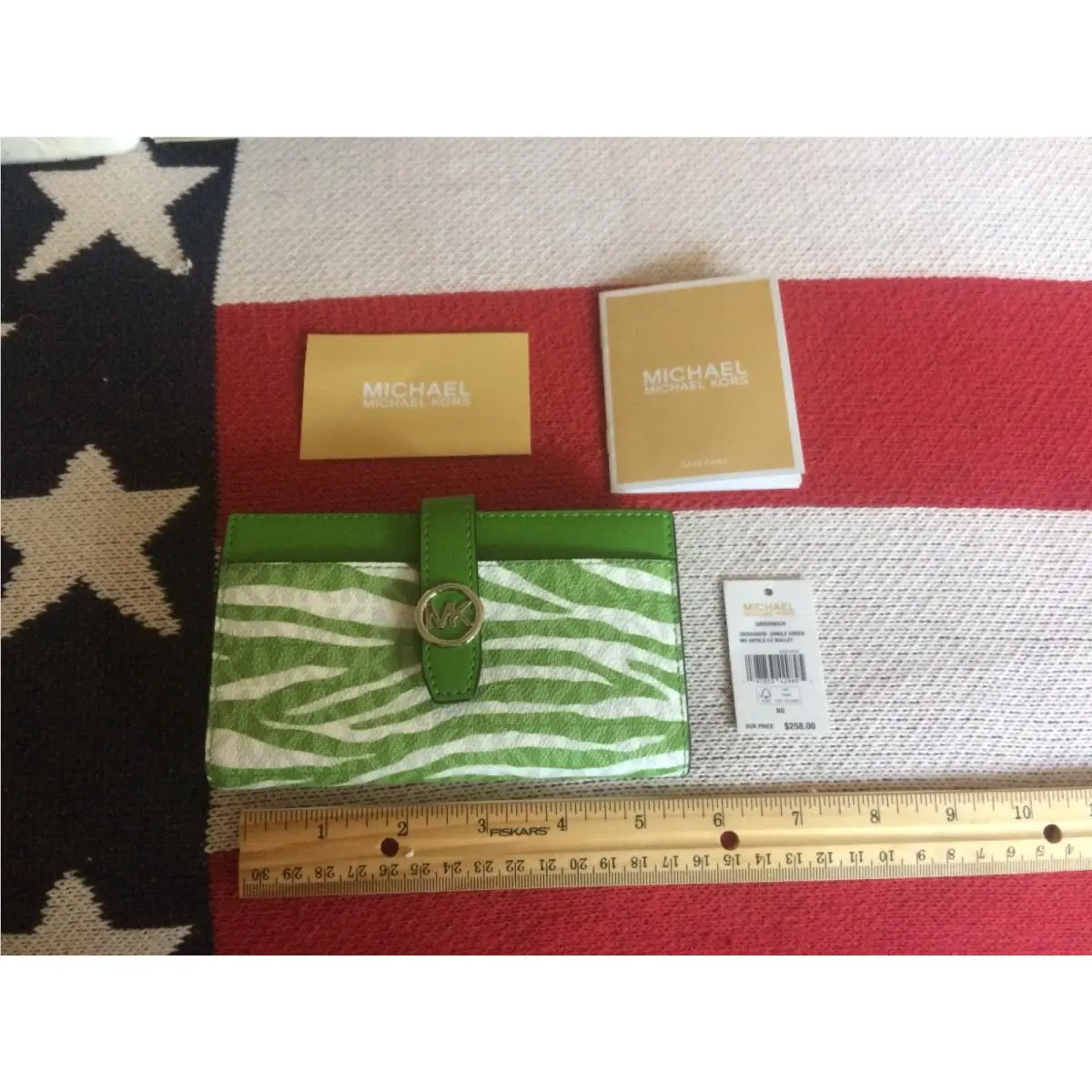 Michael Kors Greenwich Wallet Signature Jungle Green Zebra W/tags