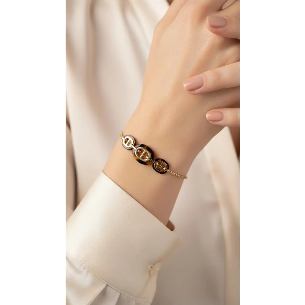 Tortoise and Gold-tone Maritime Link Bracelet 229 by Michael Kors