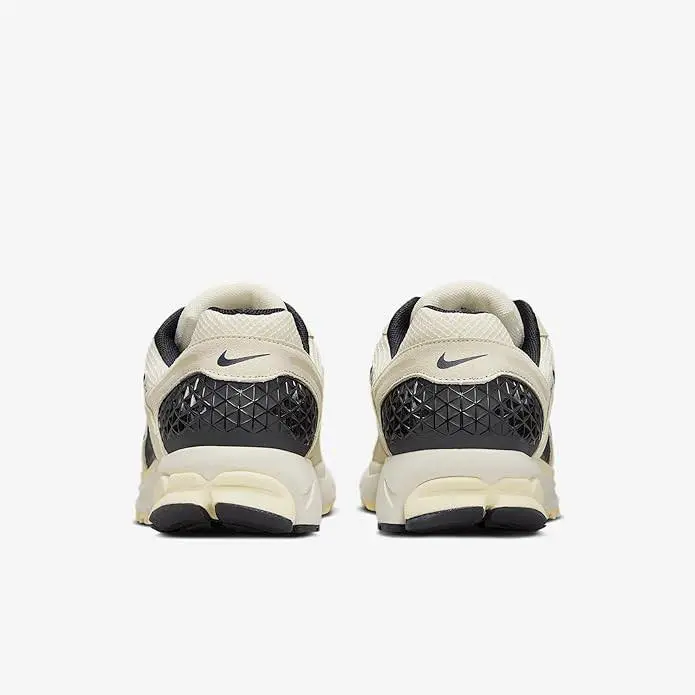 Nike shoes - HF1553 701 - HF1553 701 - Alabaster/Pale Ivory-Black 1