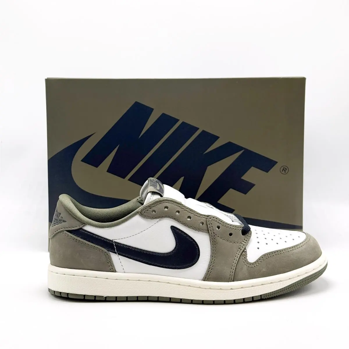Nike shoes - Air Jordan 1 Low - Air Low - HQ6998-200 - Green 4