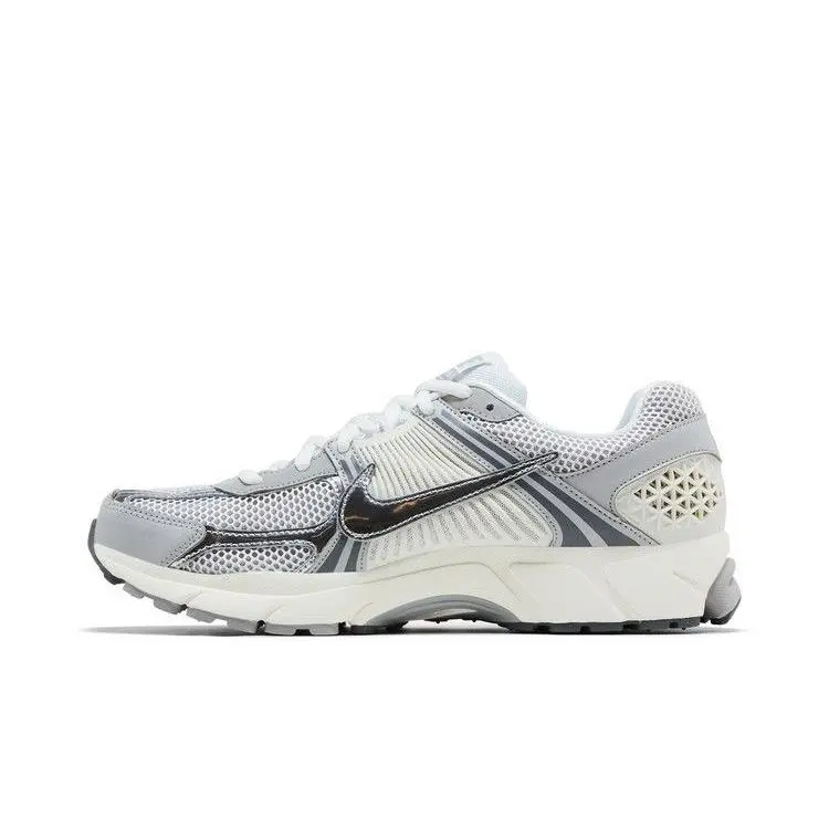 Nike shoes - IM2219121 - IM2219 121 - Summit White/Light Smoke Grey/Smoke Grey/Metallic Silver 9