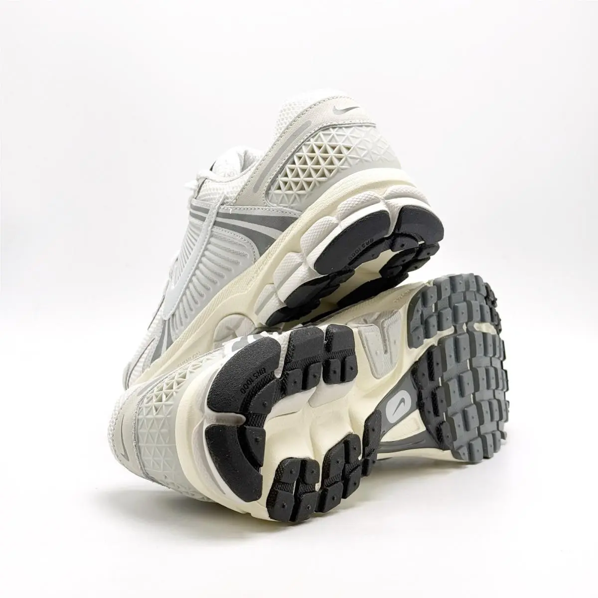 Nike shoes - Nike Zoom Vomero - Zoom Vomero - BV1358-003 - Gray 8