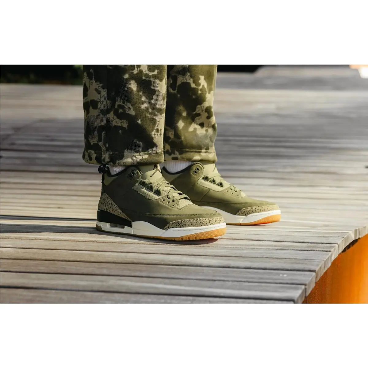 Nike shoes - Air Jordan 3 - Air - DN3707-202 - Green 31