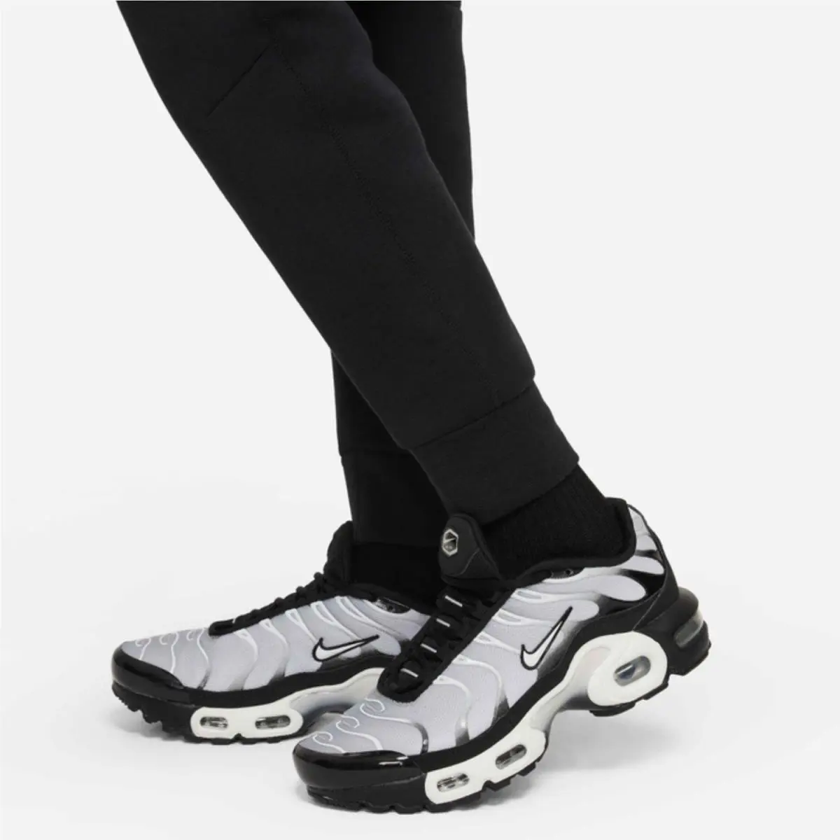 Nike clothing - FD3287-010 - FD3287-010 - Black 3
