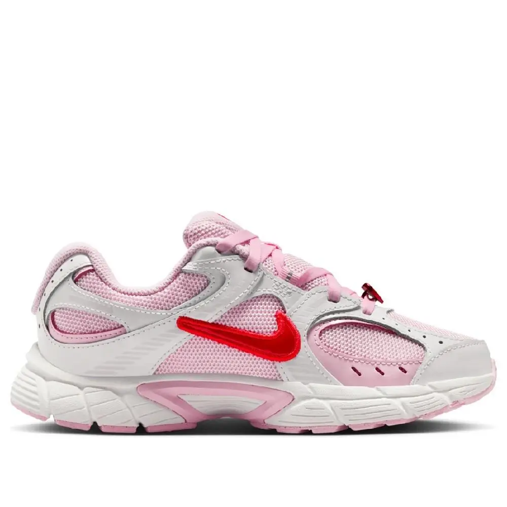 Nike shoes - IQ0221 121 - IQ0221 121 - Summit White/LT Crimson 0