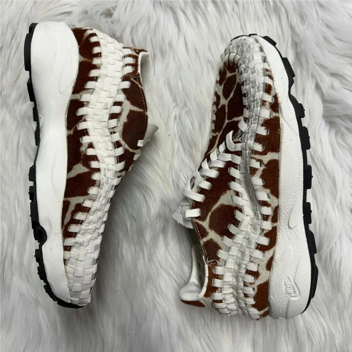 Nike shoes - Air Footscape Woven Cow Print - FB1959-100 - White 1