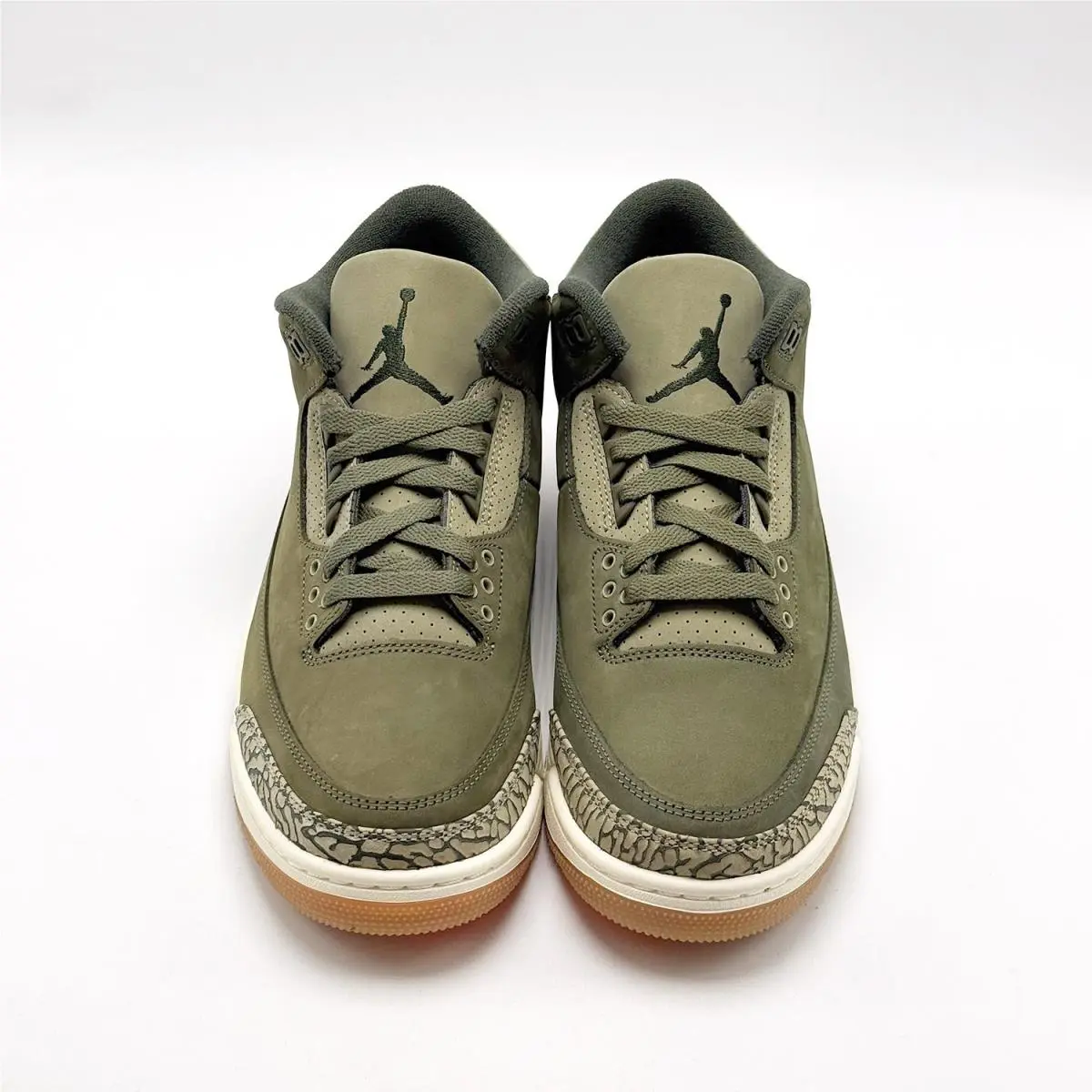 Nike shoes - Air Jordan 3 - Air - CT8532 101 - Green 1