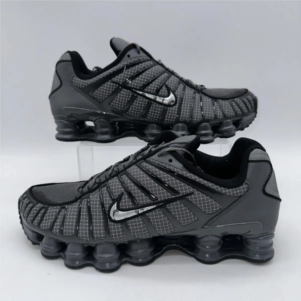Nike Men`s Size 10 Shox TL IM6771 068 Gray/silver Running Sneaker