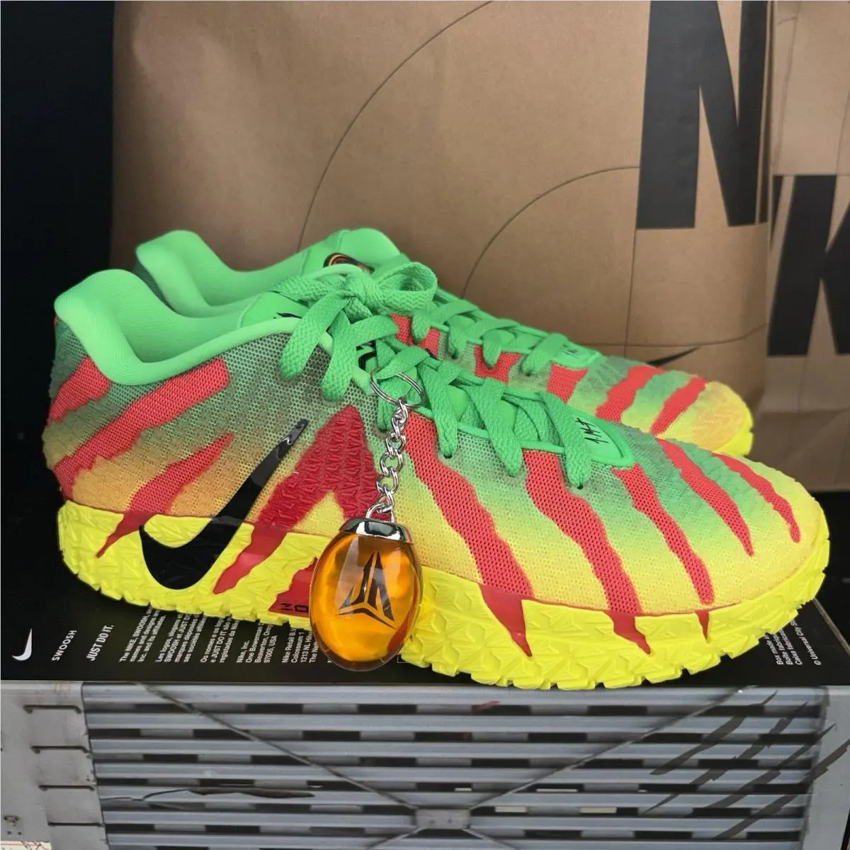 Ja 3 Explorer Jurassic Park Yellow Green Red Nby IU7240-300 Size 9 by Nike
