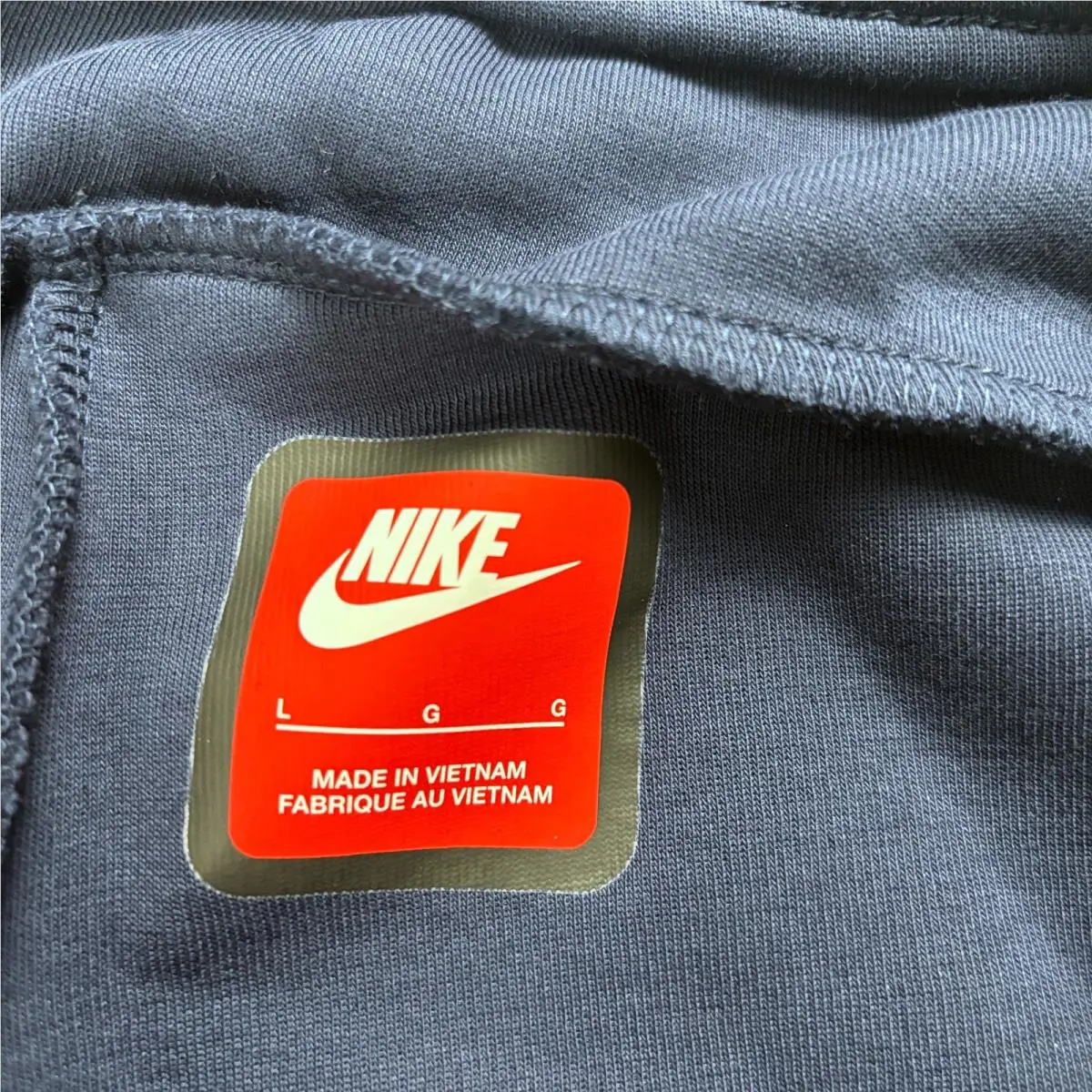 Nike clothing - Blue (UPC: 198484447326) 2