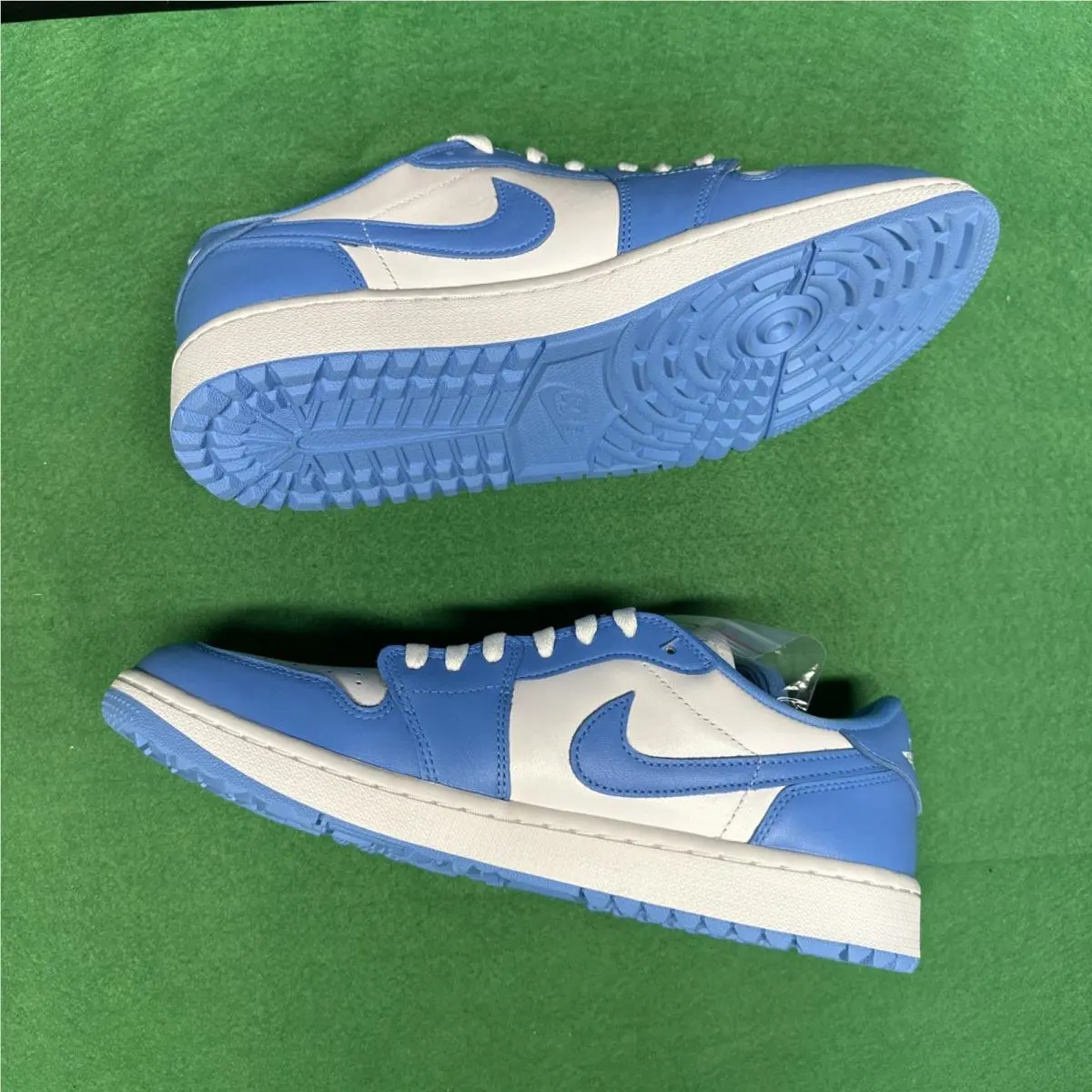 Nike shoes - Air Jordan 1 - Air - DD9315-100 - White 4