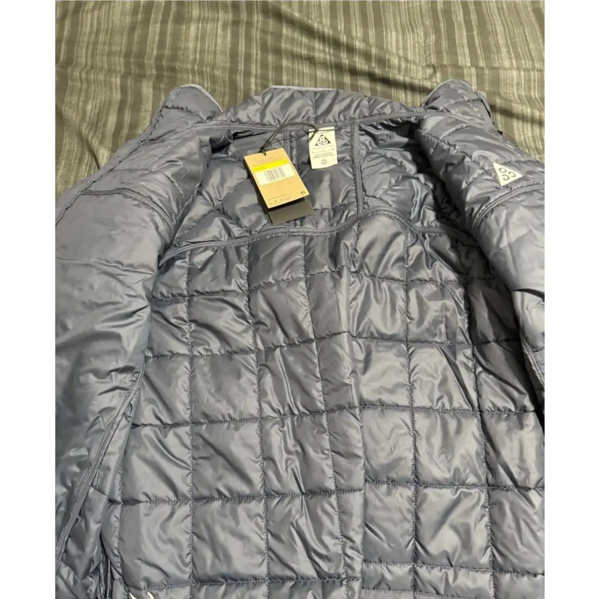 Nike clothing - Nike ACG Therma-Fit Rope De Dope Quilted Jacket - FN1943-020 - Thunder Bllue (UPC: 196975135318) 6