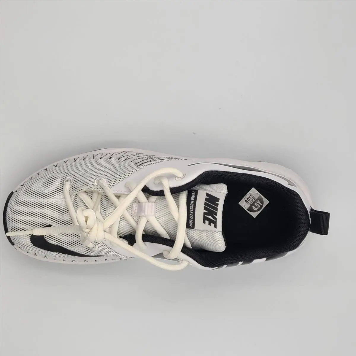 Nike shoes - Nike Team Hustle D7 - Team Hustle - White 1