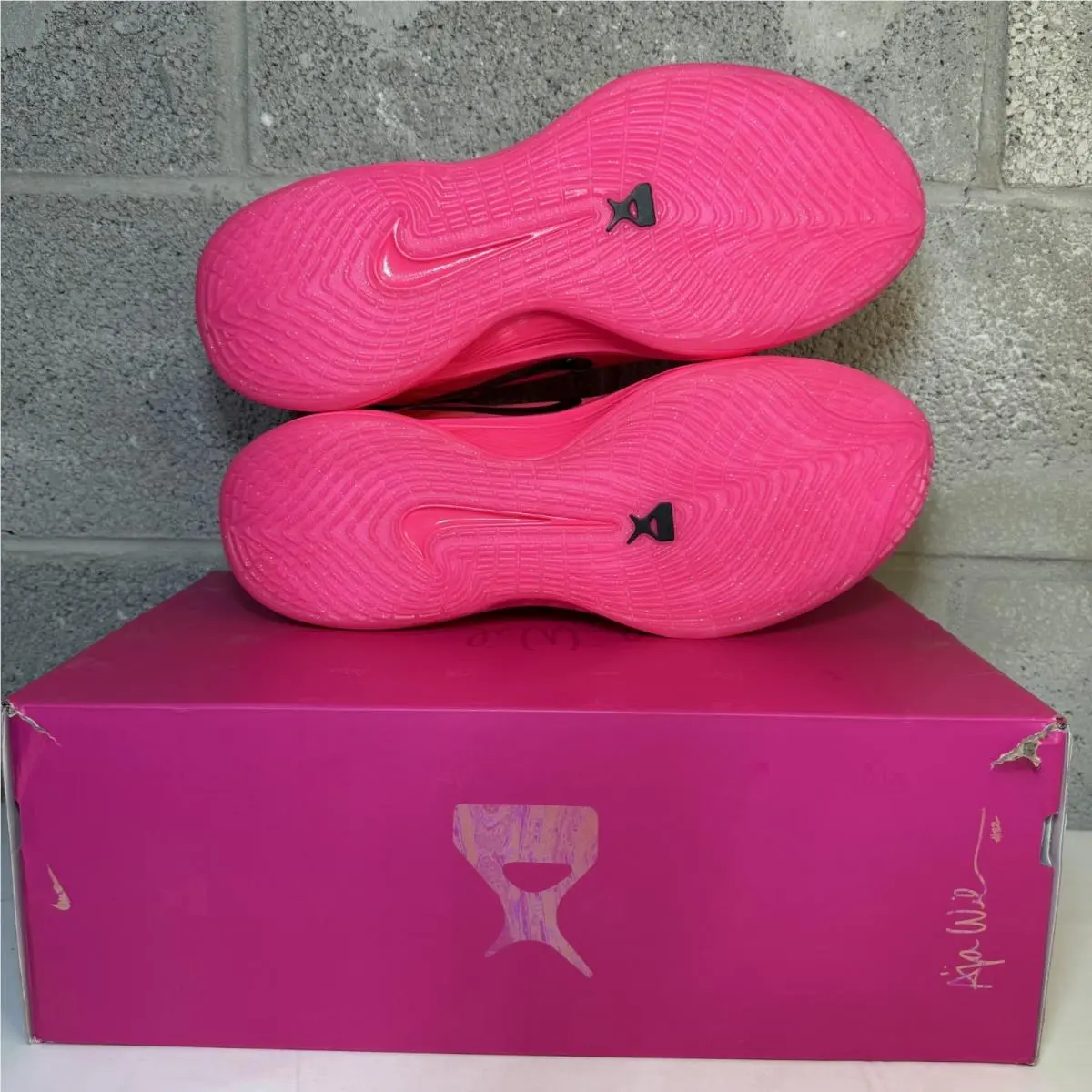 Nike shoes - Nike A`One - FZ8605-610 - Pink, Manufacturer: Sequoia/Volt/Cargo Khaki/Iron Green 2