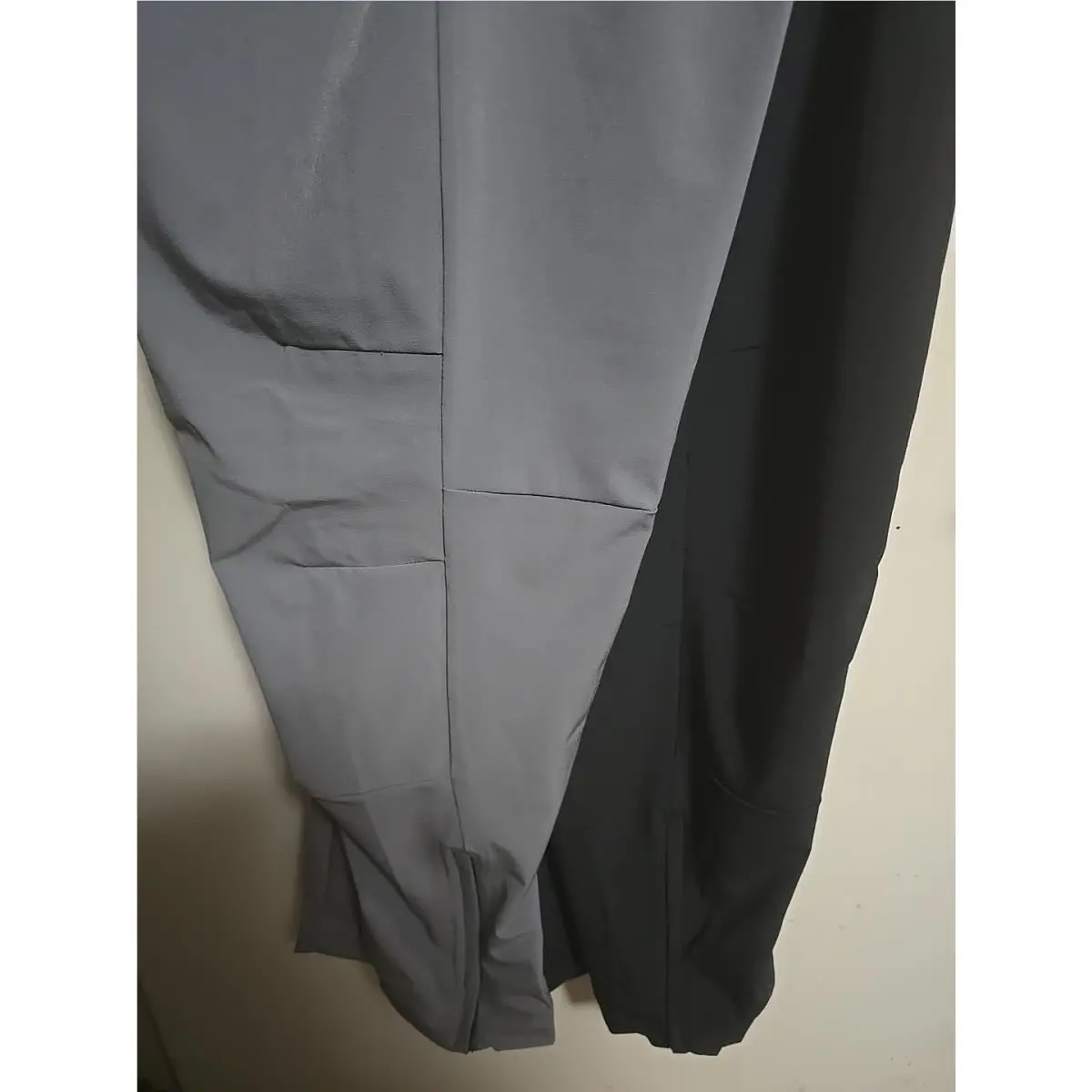 Nike clothing - FB7548-010 FB7548 247 FB7548 084 - grey and black (UPC: 196608722748) 0
