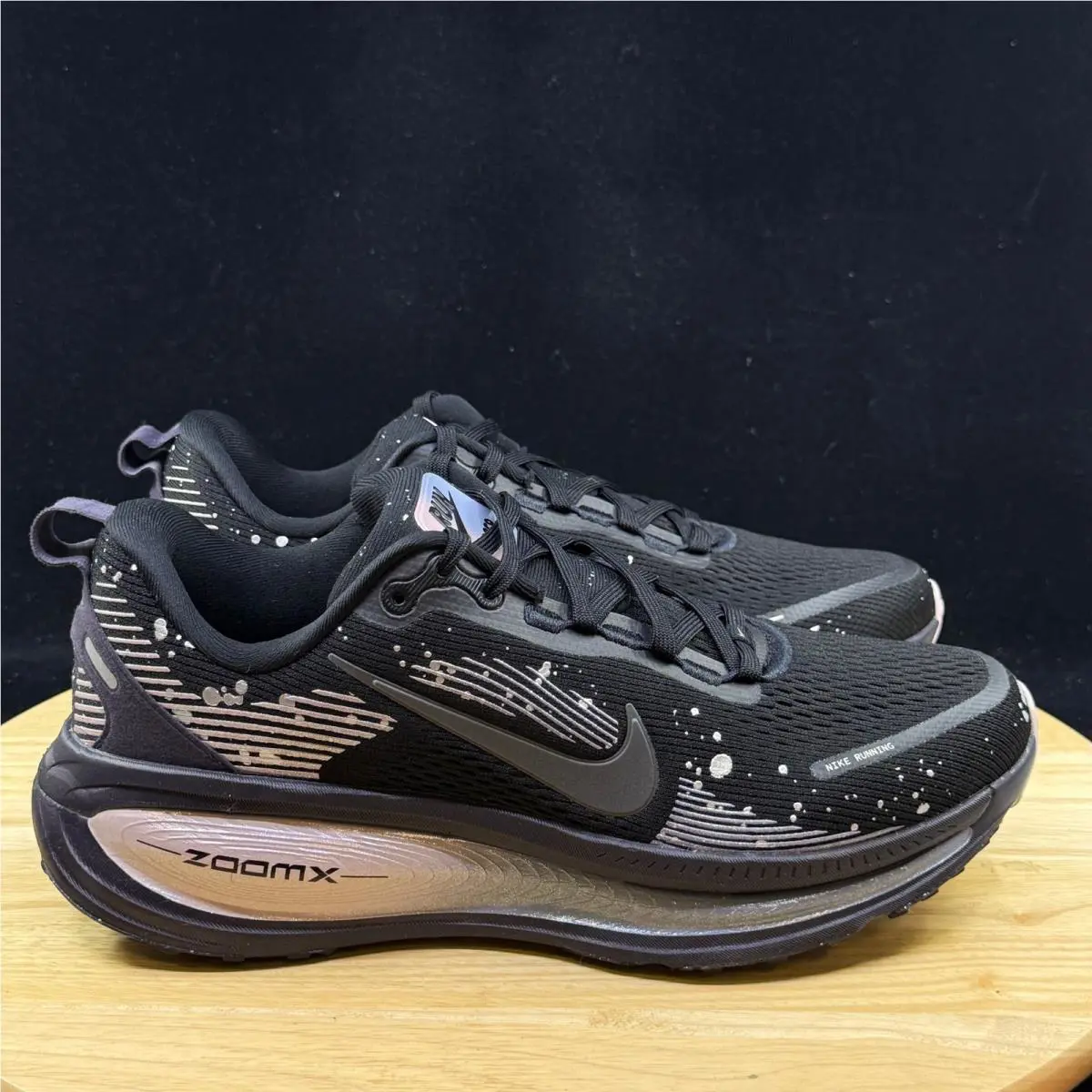 Nike shoes - Black 1