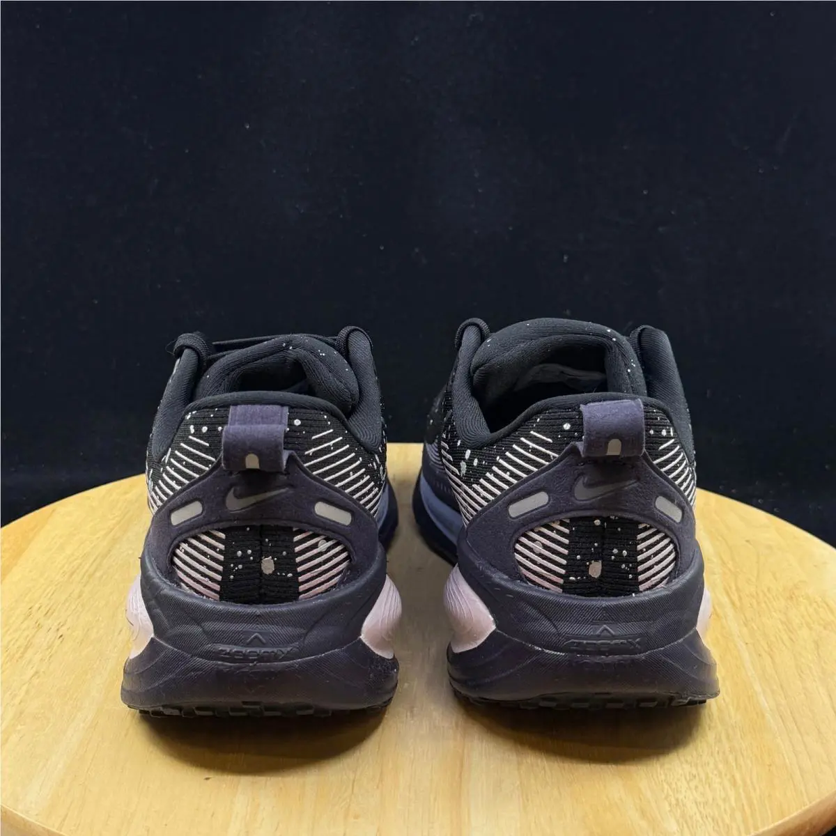 Nike shoes - Black 4