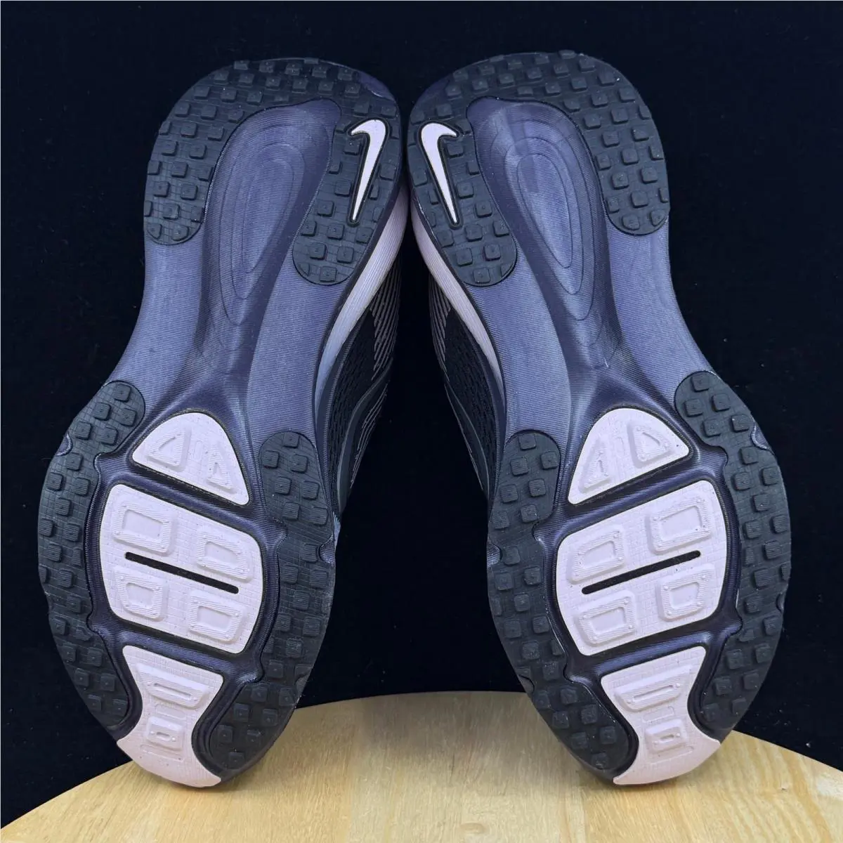 Nike shoes - Black 7