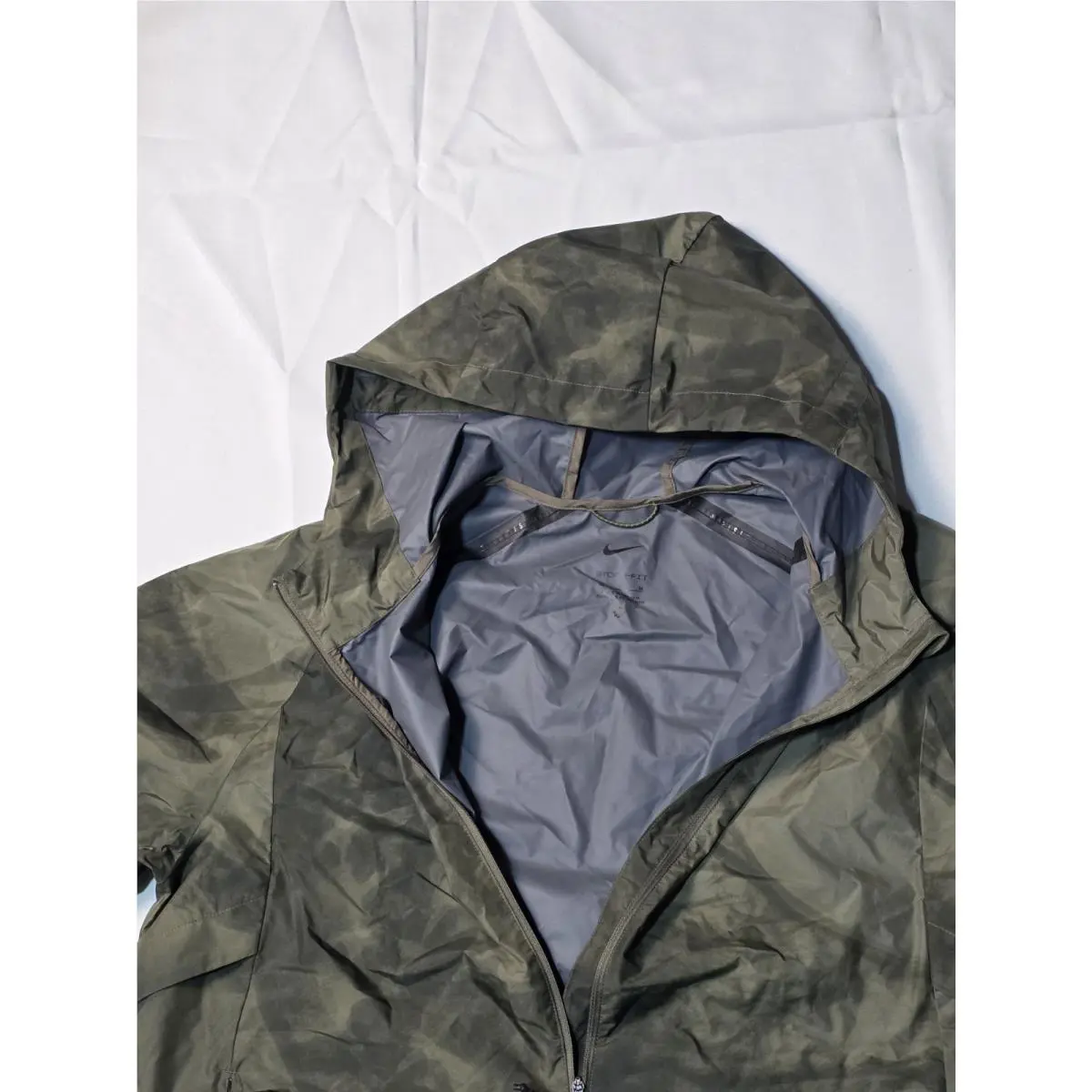 Nike clothing - Nike Storm-Fit Run Division Flash Running Jacket - FB8550-222 - Black (UPC: 0196969150518) 8