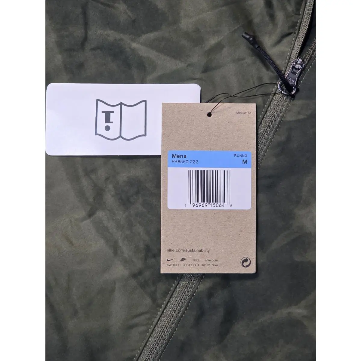 Nike clothing - Nike Storm-Fit Run Division Flash Running Jacket - FB8550-222 - Black (UPC: 0196969150518) 4