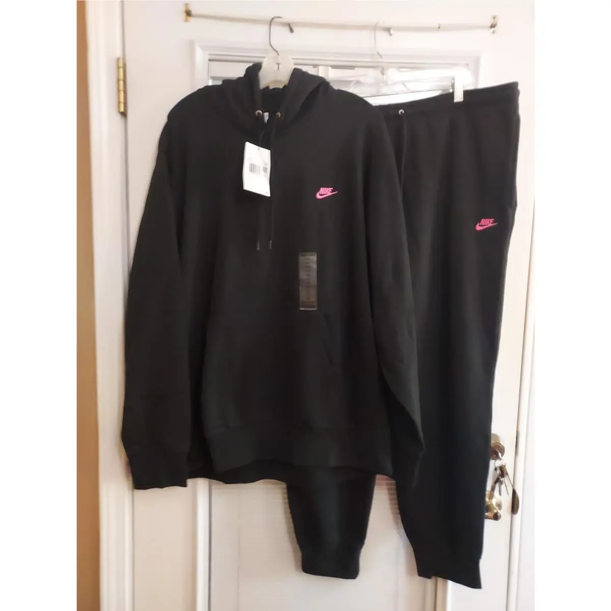 Nike clothing - Black 1