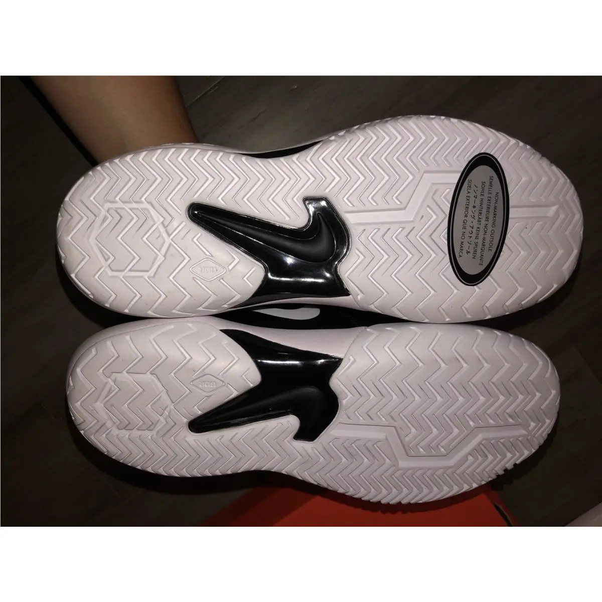 Nike shoes - Nike Zoom Air - Zoom Air - Black / White, Manufacturer: Black / White 3