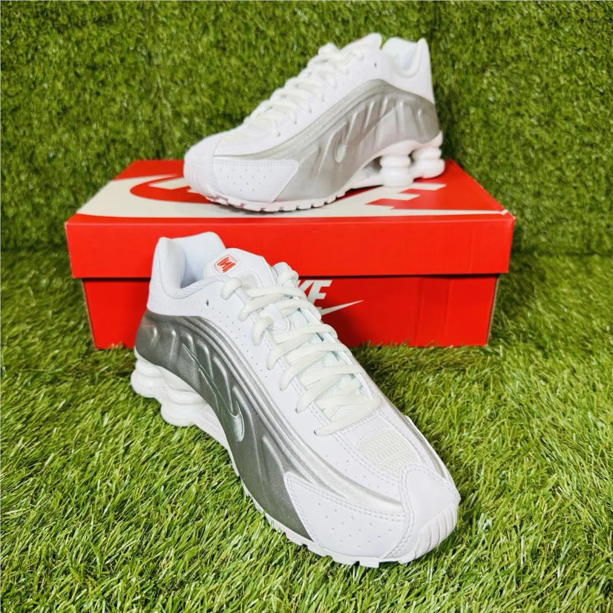 Nike shoes - Nike Shox R4 - Shox - White 7