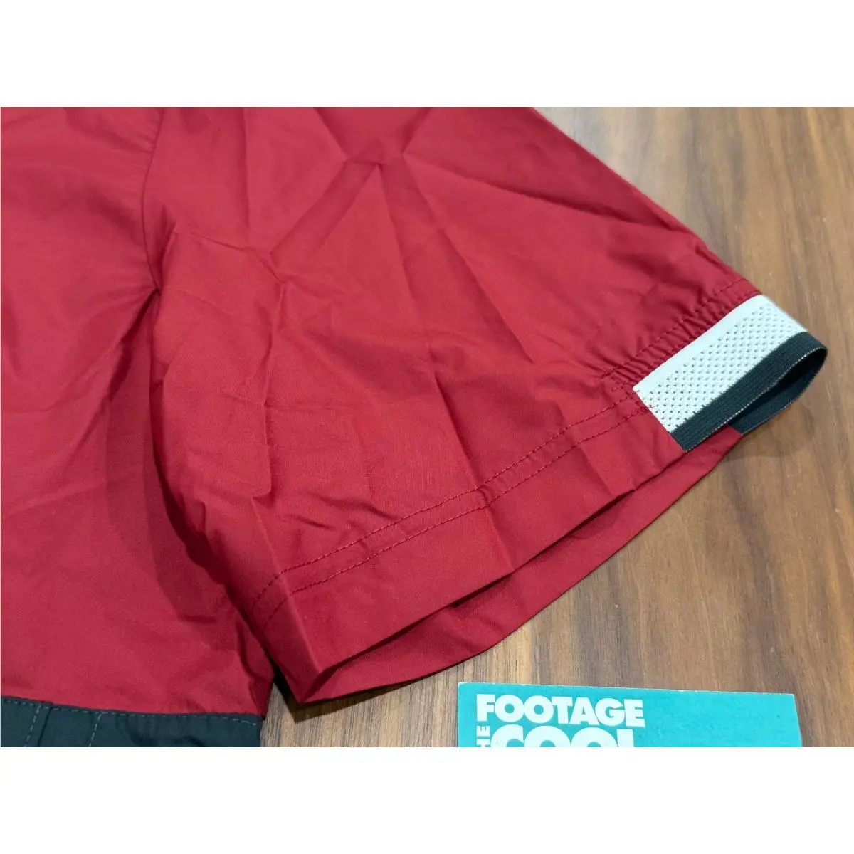Nike clothing - Red 5