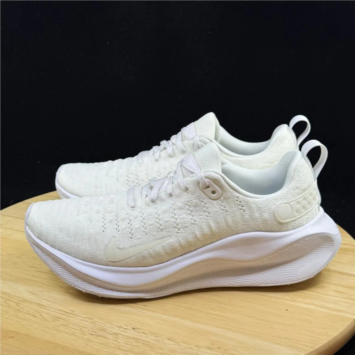 Nike shoes - White 5