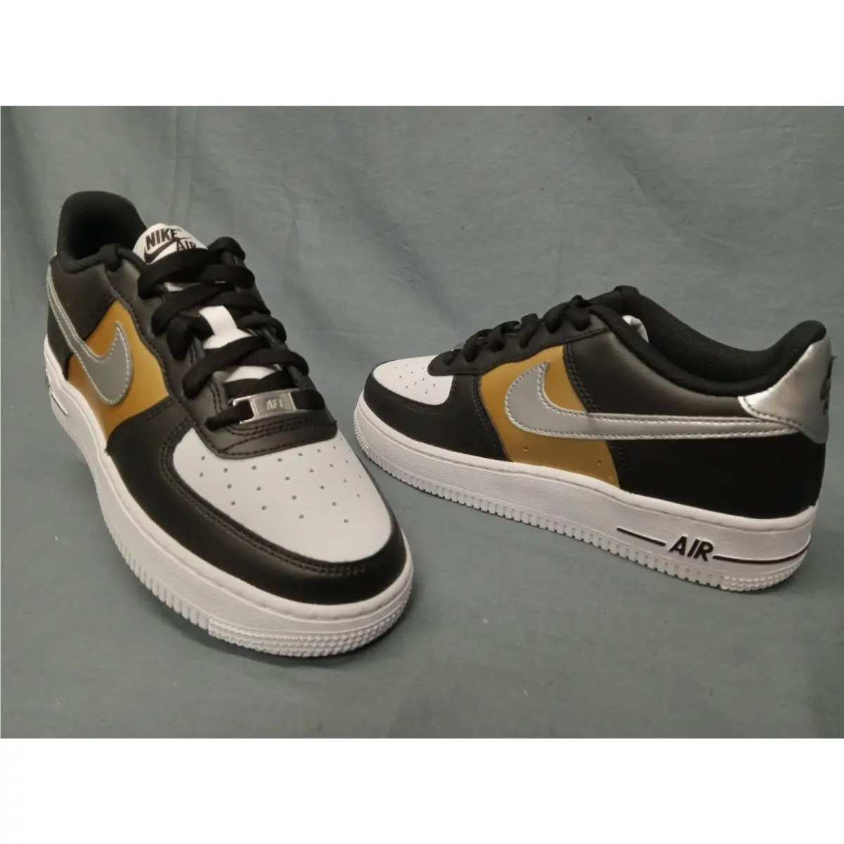 Nike Air Force 1 BG GS Sneakers Silver Black Gold Boys Size 5 - Silver
