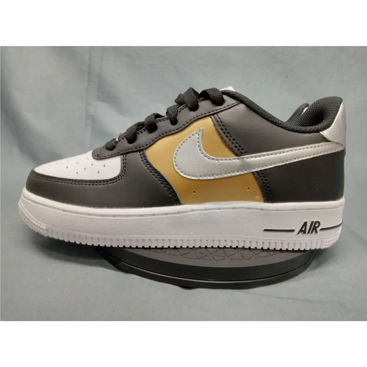 Nike shoes - Nike Air Force 1 GS - HV0937-010 - Silver (UPC: 197602591354) 3