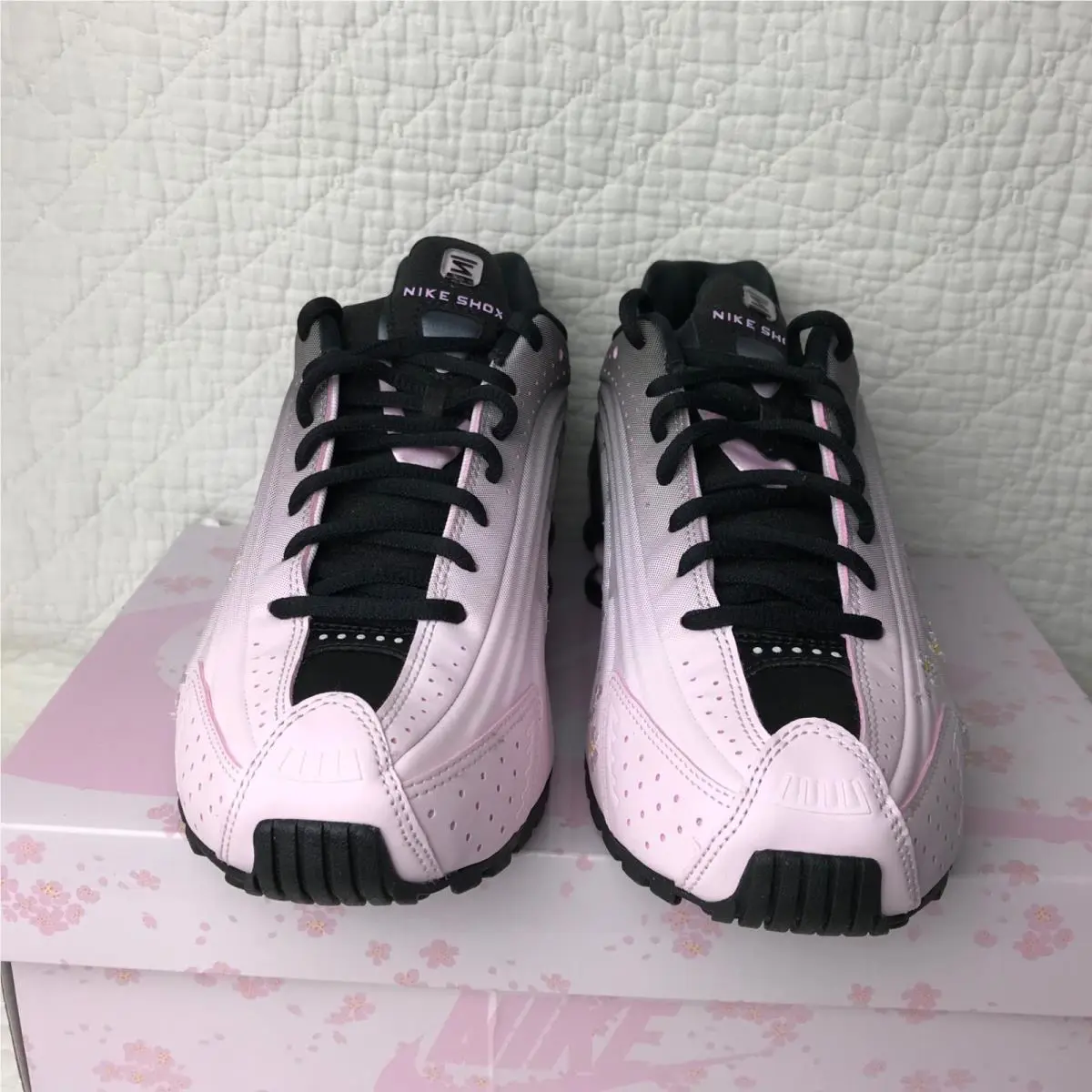 Nike shoes - Nike Shox R4 - Shox - IB8872-600 - pink/black 3