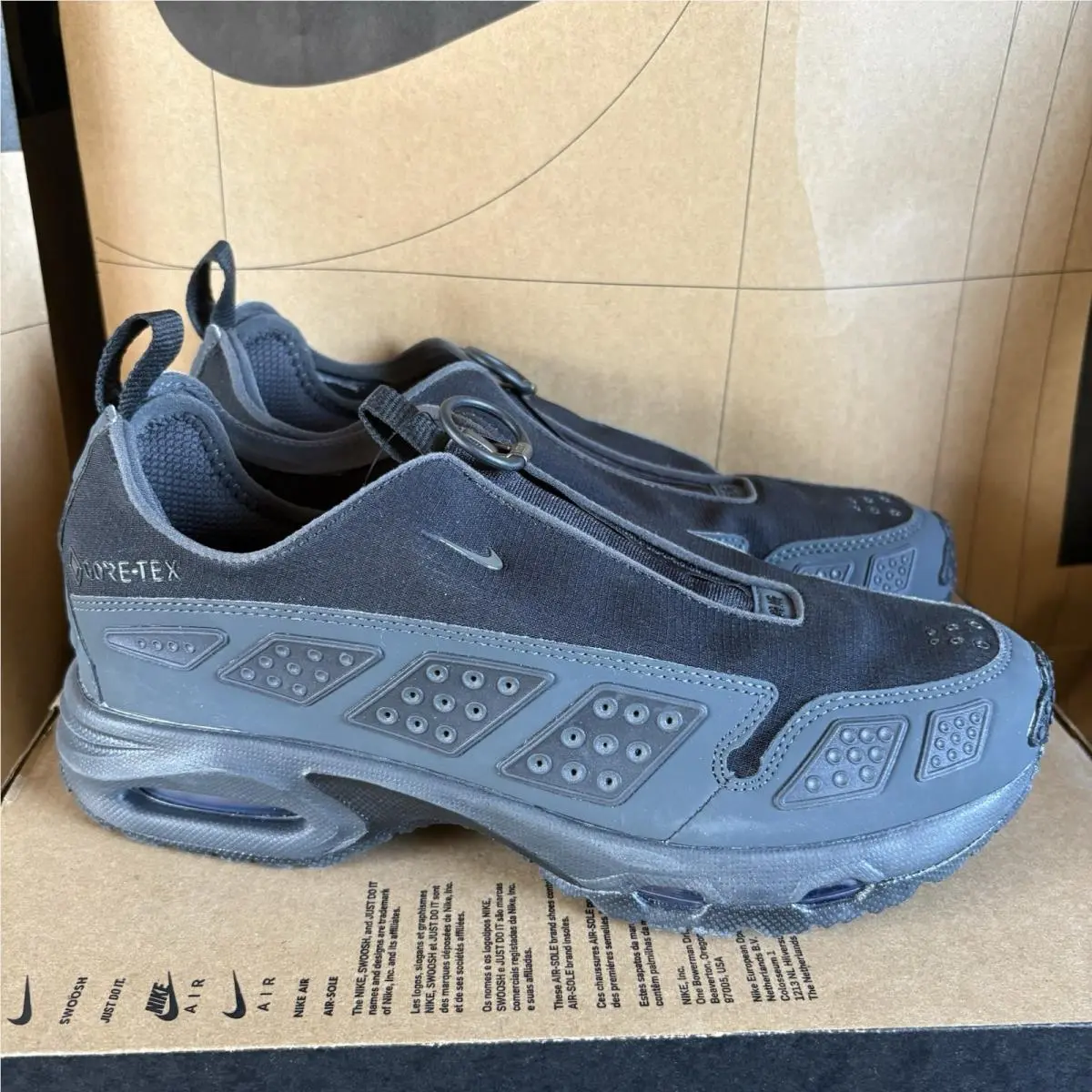 Nike Air Max Sunder Sndr Gore-tex Black Nby FZ4238-001 Women Sz 10 Mens 8.5
