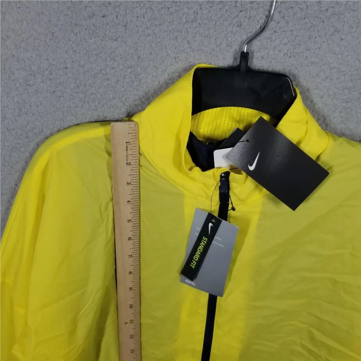 Nike clothing - NIKE REPEL WINDBREAKER - REPEL WINDBREAKER - CI7919-731 - Black Yellow (UPC: 193658640091) 3
