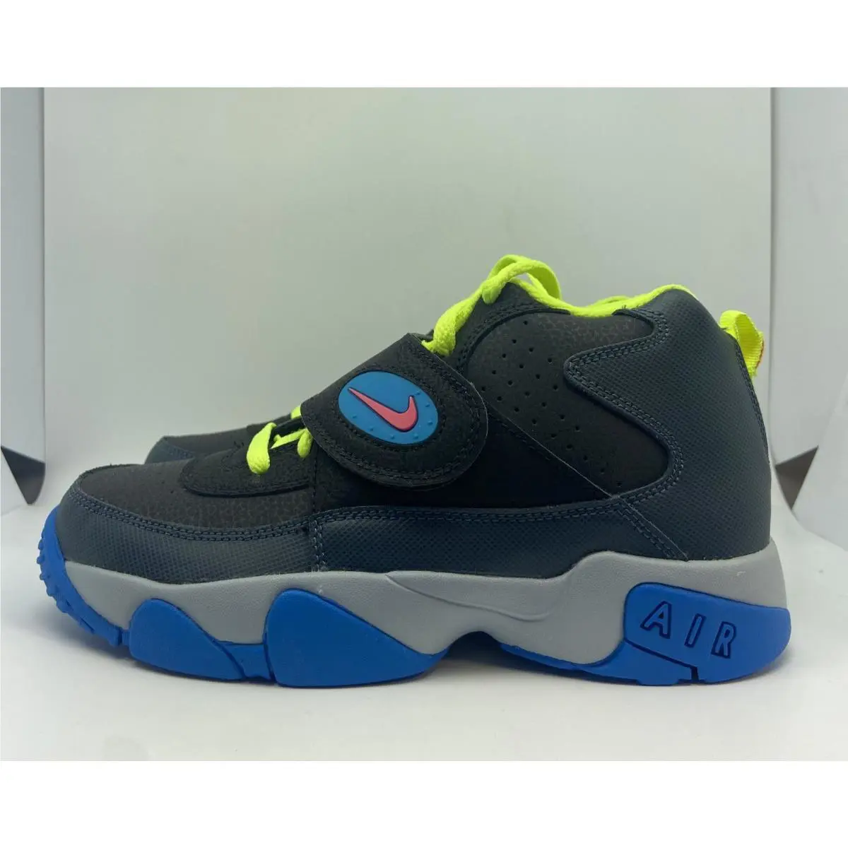 Nike shoes - Nike Air Mission - Air Mission - Black (UPC: 883153558488) 2