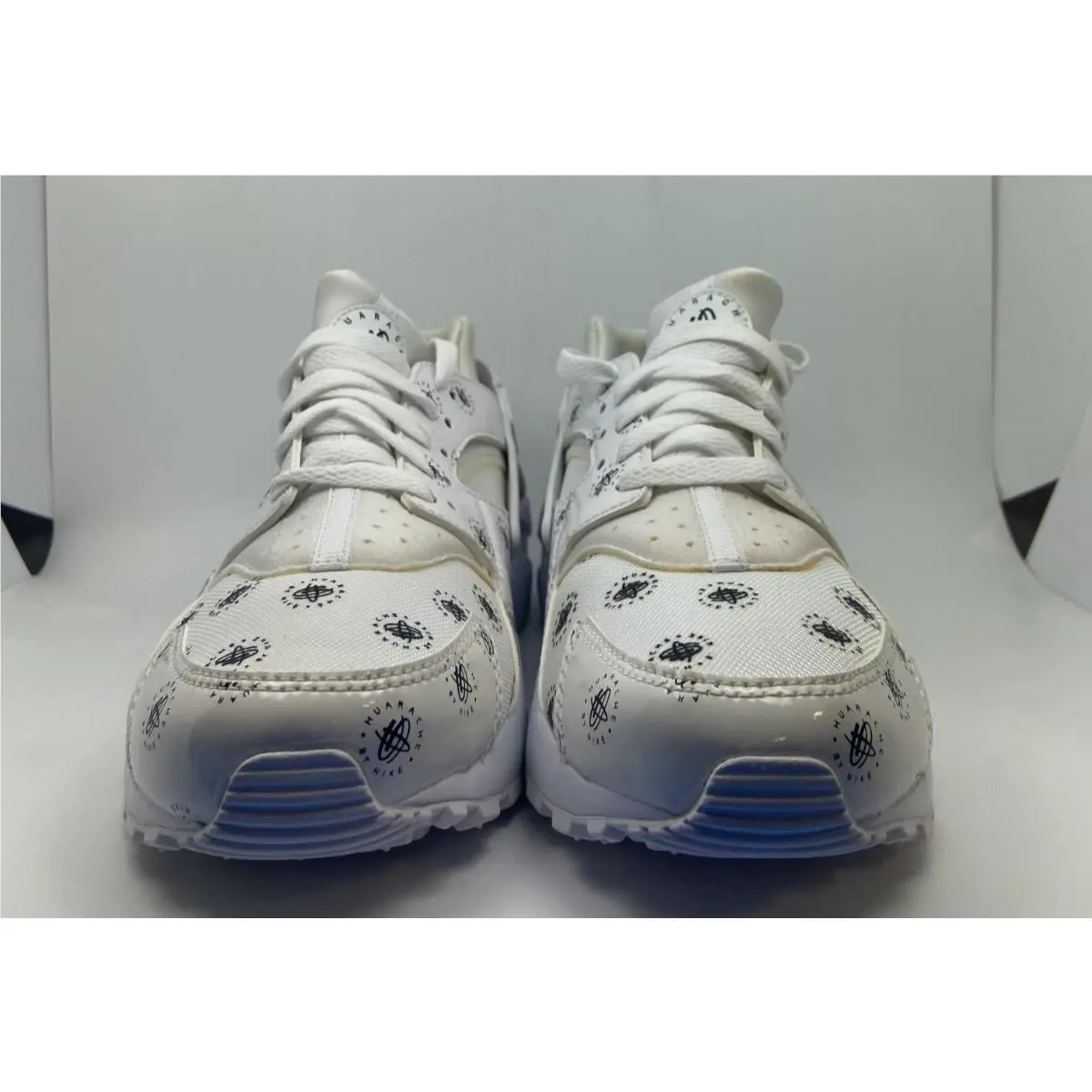 Nike shoes - White (UPC: 826216234370) 0