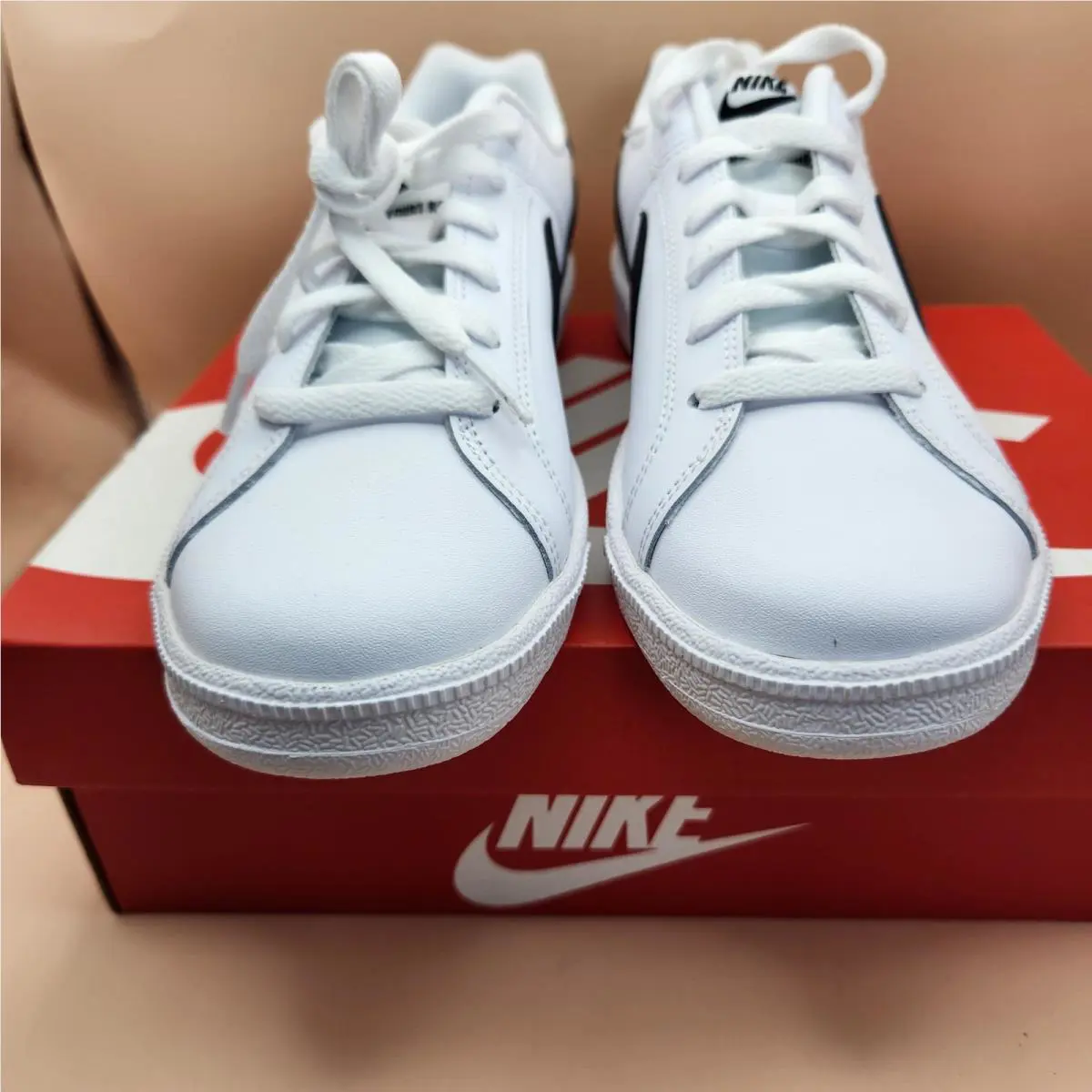 Nike shoes - Nike Court Royale - Court Royale - White 0