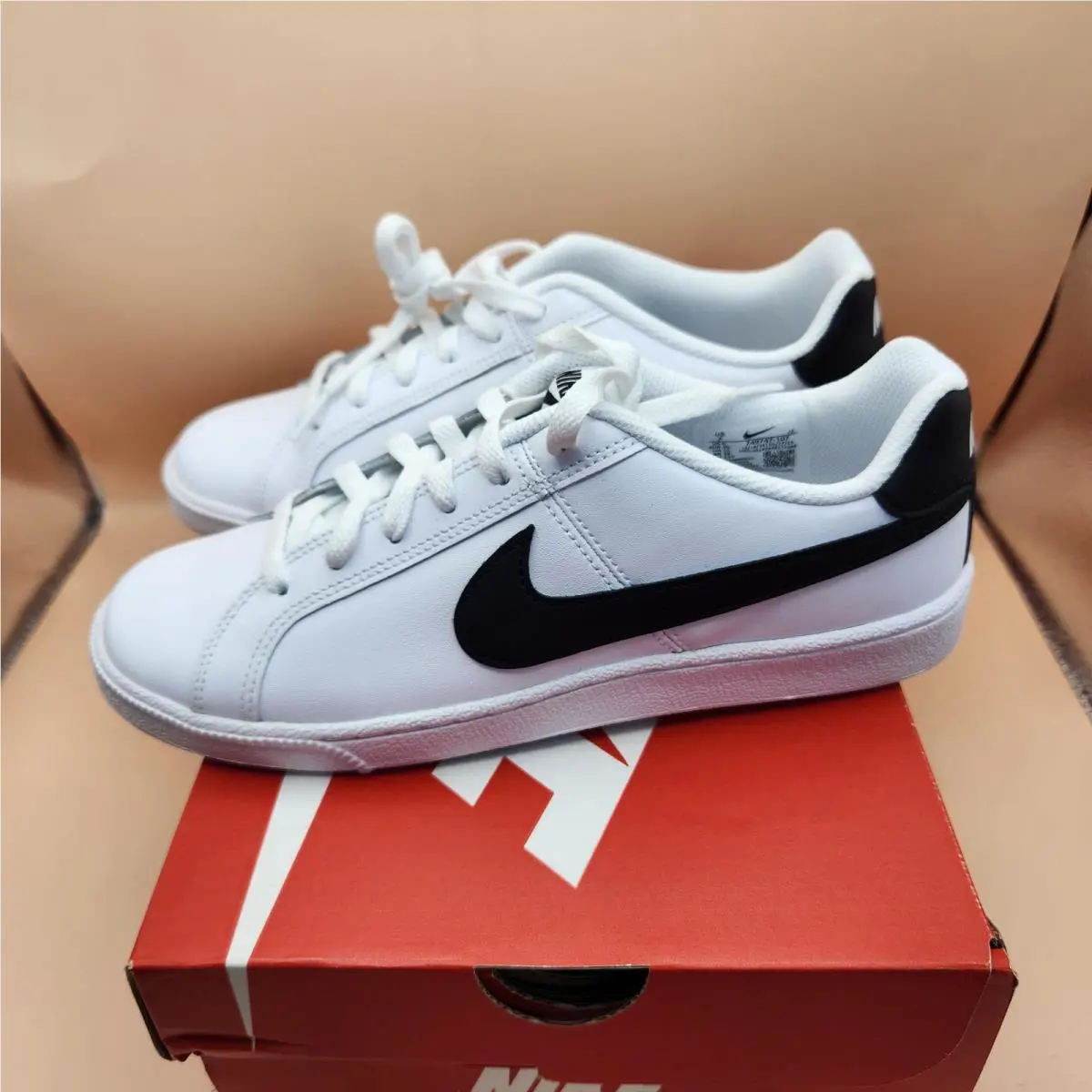 Nike shoes - Nike Court Royale - Court Royale - White 1