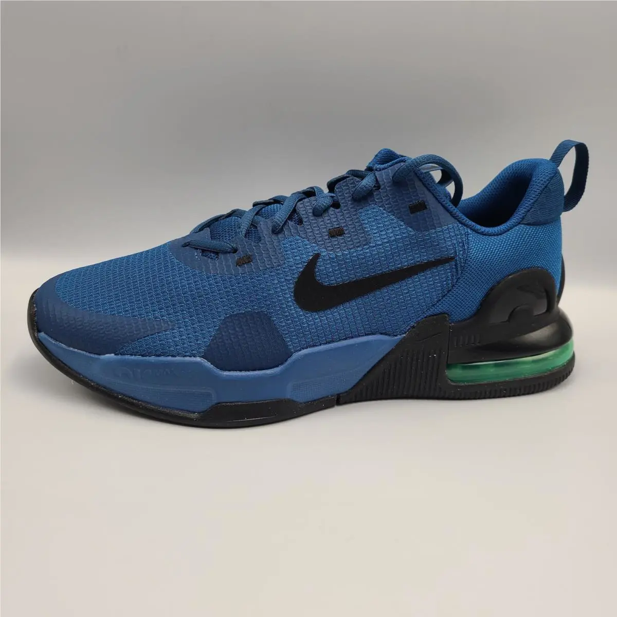 Nike shoes - NA 0
