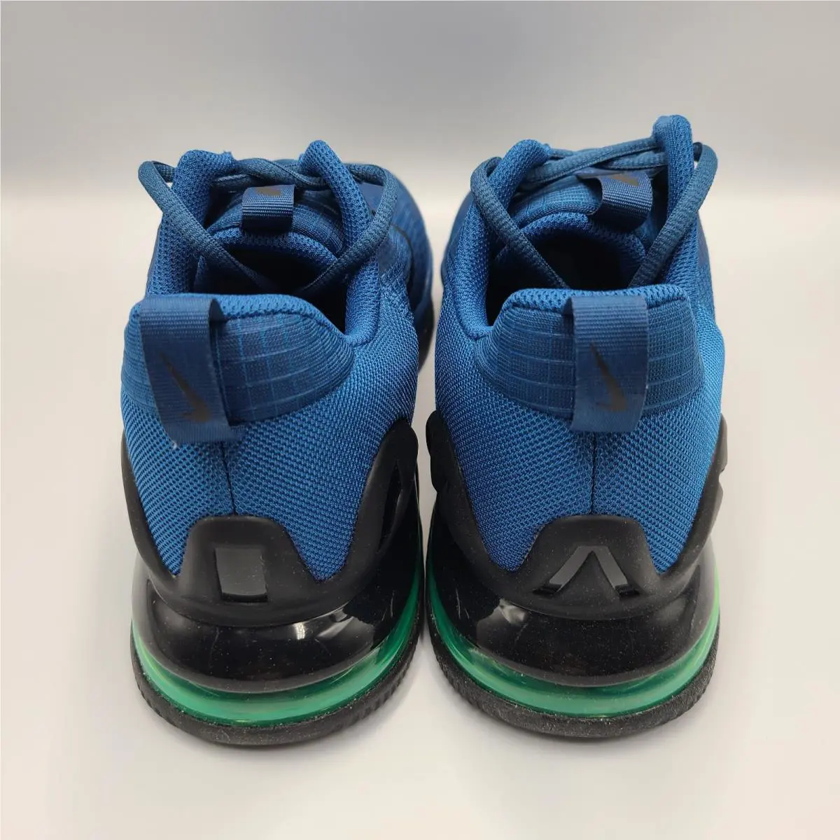 Nike shoes - NA 4