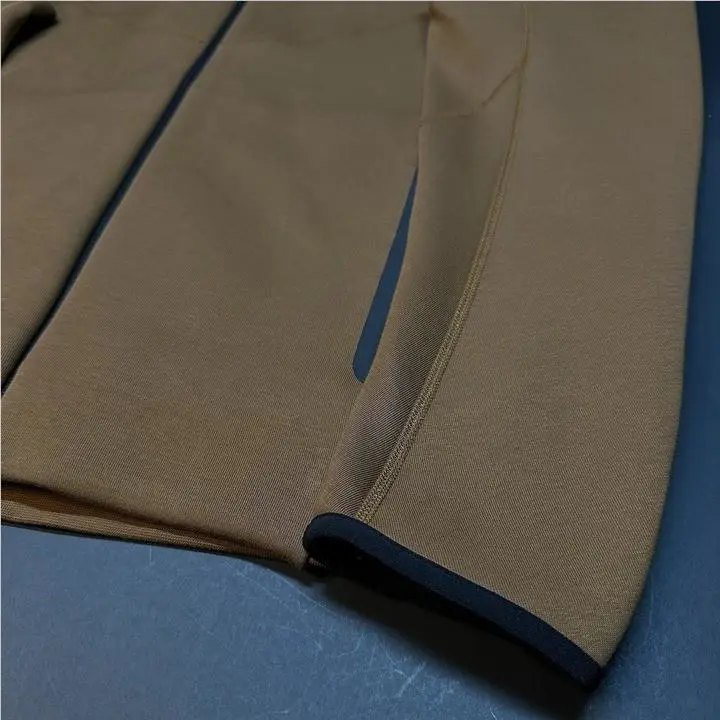 Nike clothing - Tan 2