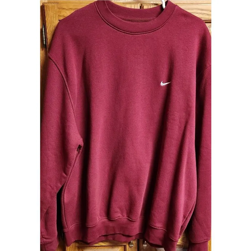 Nike clothing - maroon (UPC: 820652318366) 2