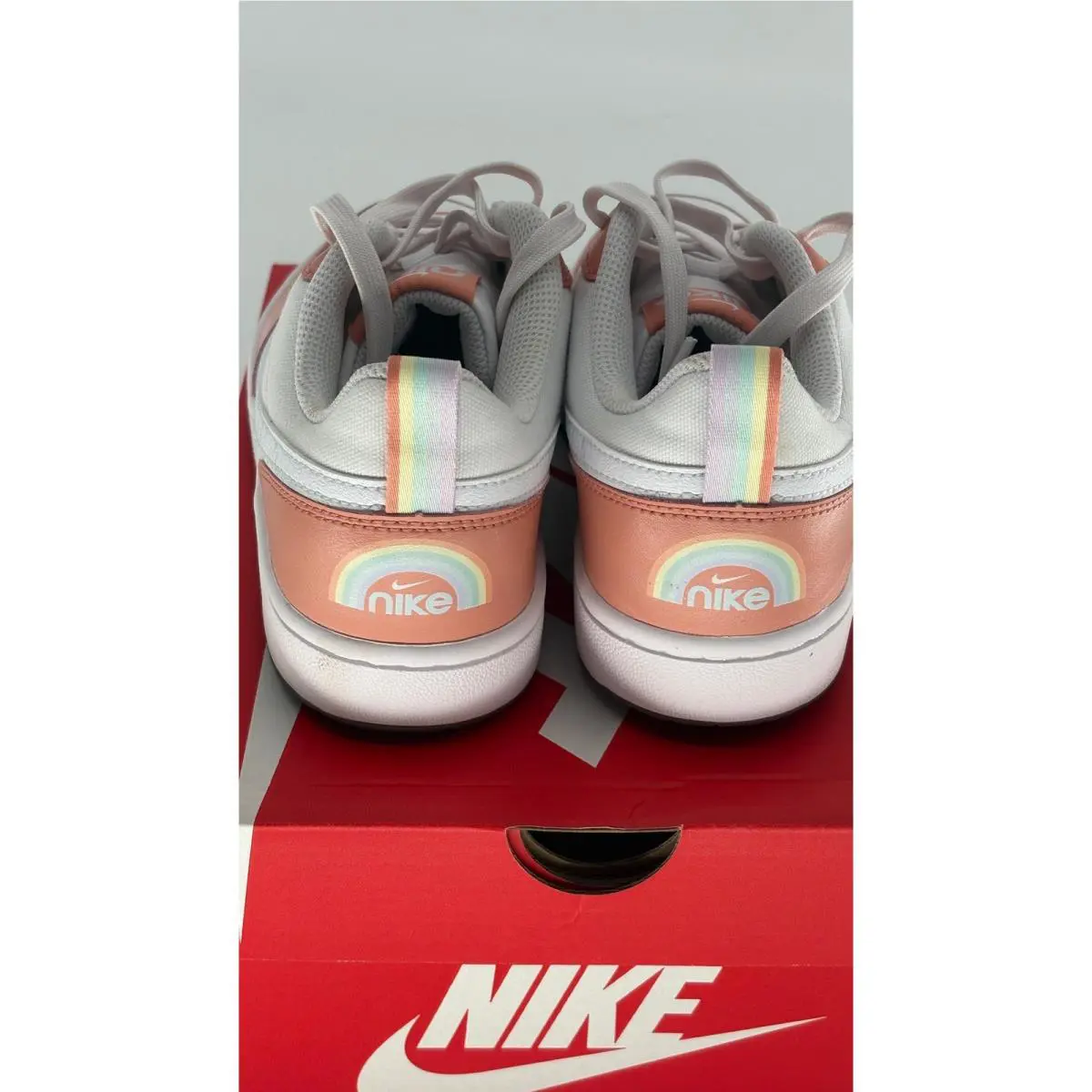 Nike shoes - White 2