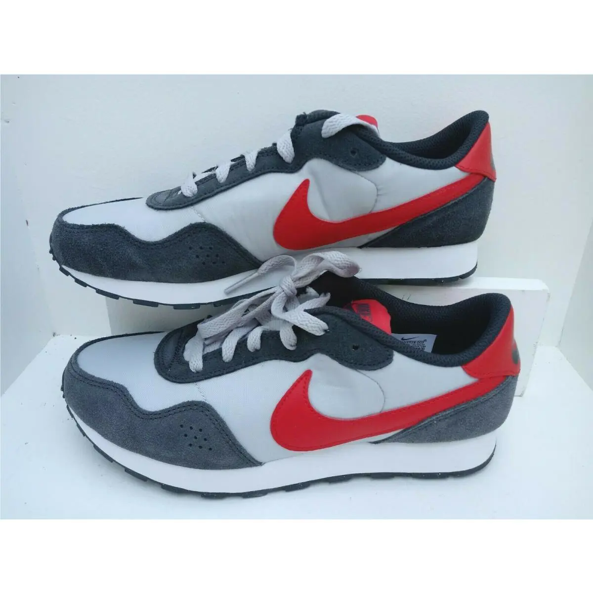 Nike shoes - Nike Valiant - Valiant - CN8558-003 - Gray/RED, Manufacturer: GREY FOG/UNIVERSITY RED (UPC: 194495087339) 0