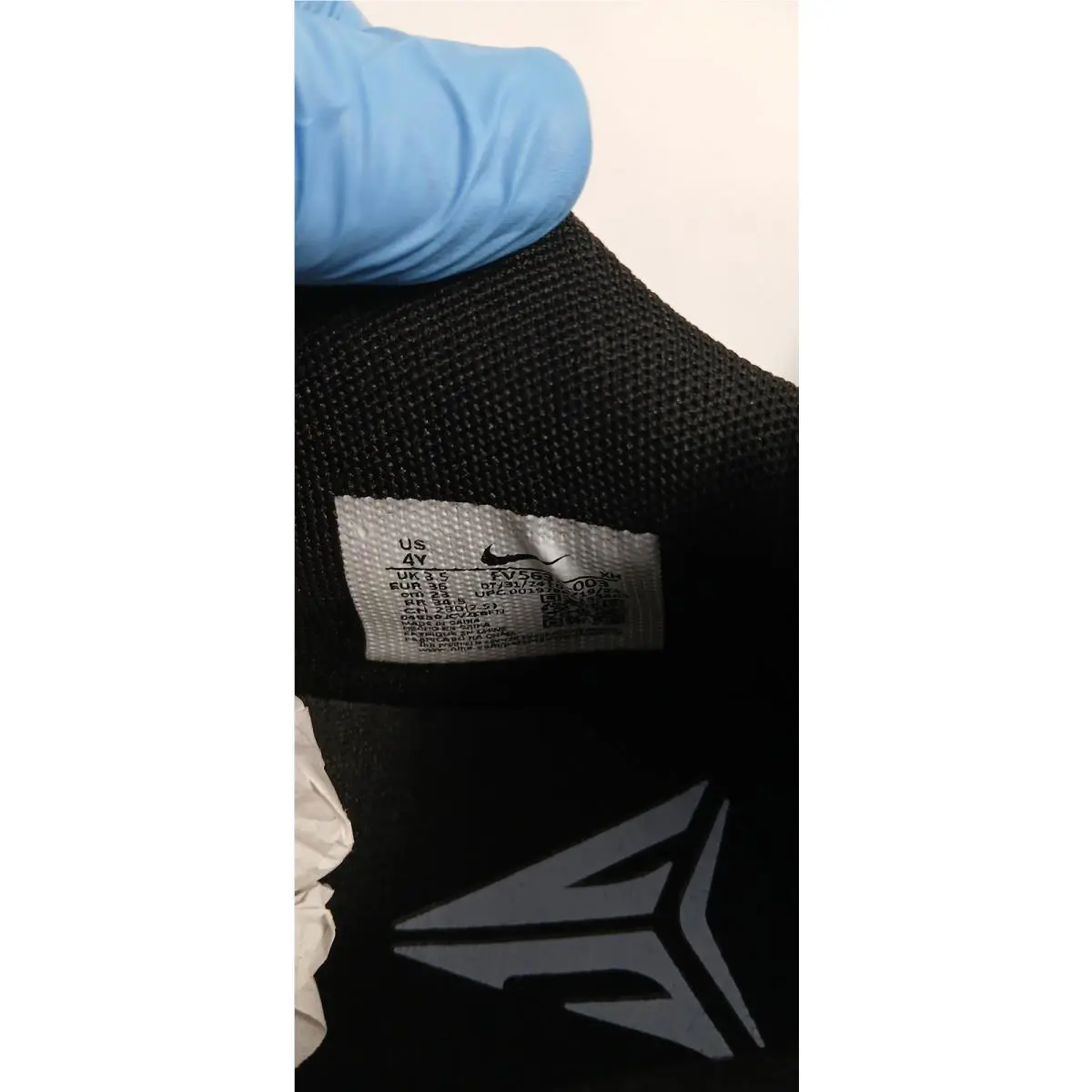 Nike shoes - As Pictured 5