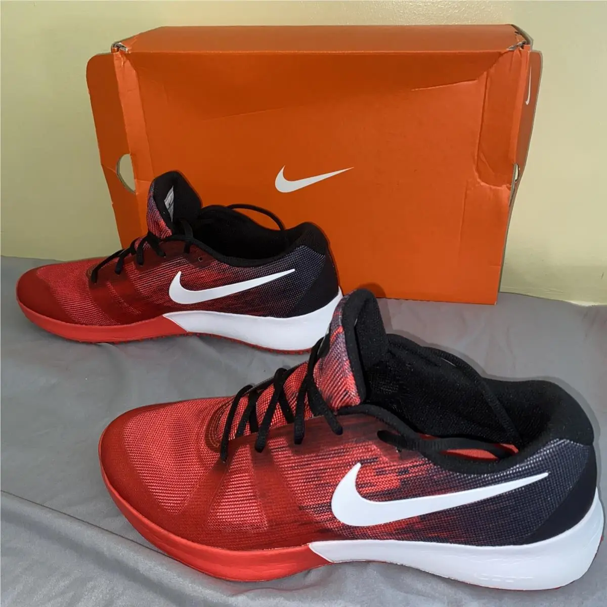 Nike shoes - Nike Zoom Train - Zoom Train - Red Black and White 4
