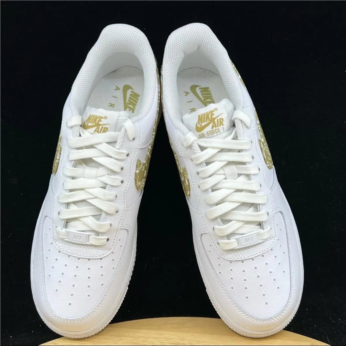 Nike shoes - White 6