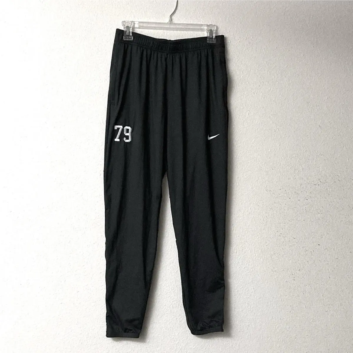 Nike clothing - DH4950-060 - Black (UPC: 195867681445) 0