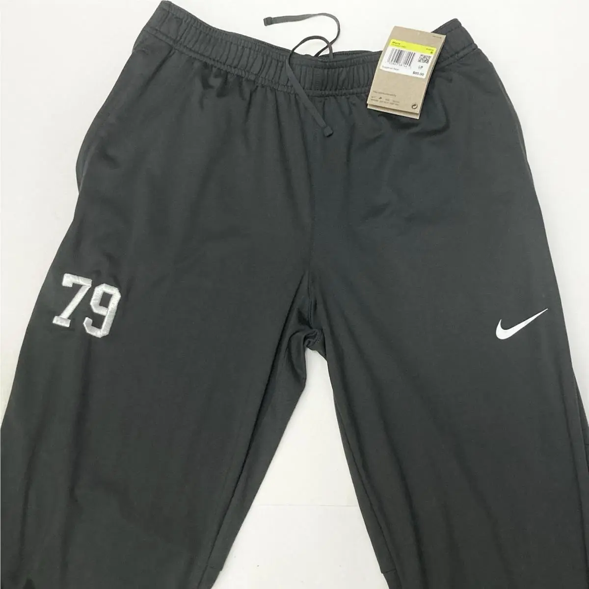 Nike clothing - DH4950-060 - Black (UPC: 195867681445) 1